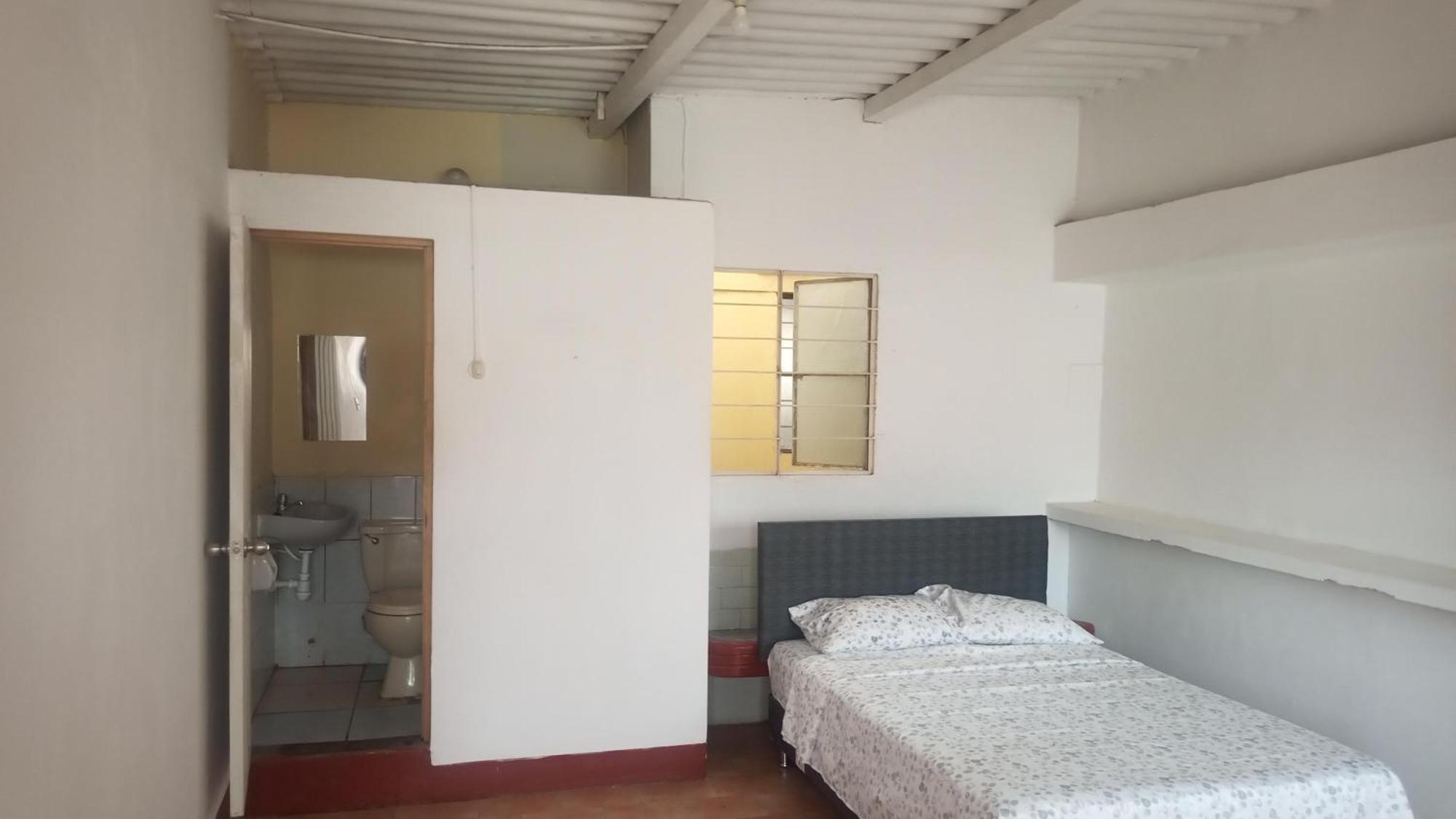 Casas Cueva Apartment Тумбес Екстериор снимка